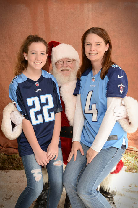 18TitansSanta__11