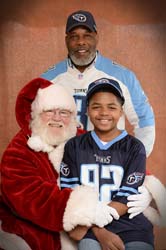 18TitansSanta_90_4368