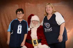 18TitansSanta_90_6461