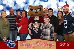 Titans19Holiday_90_14469