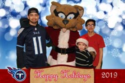 Titans19Holiday_90_14833